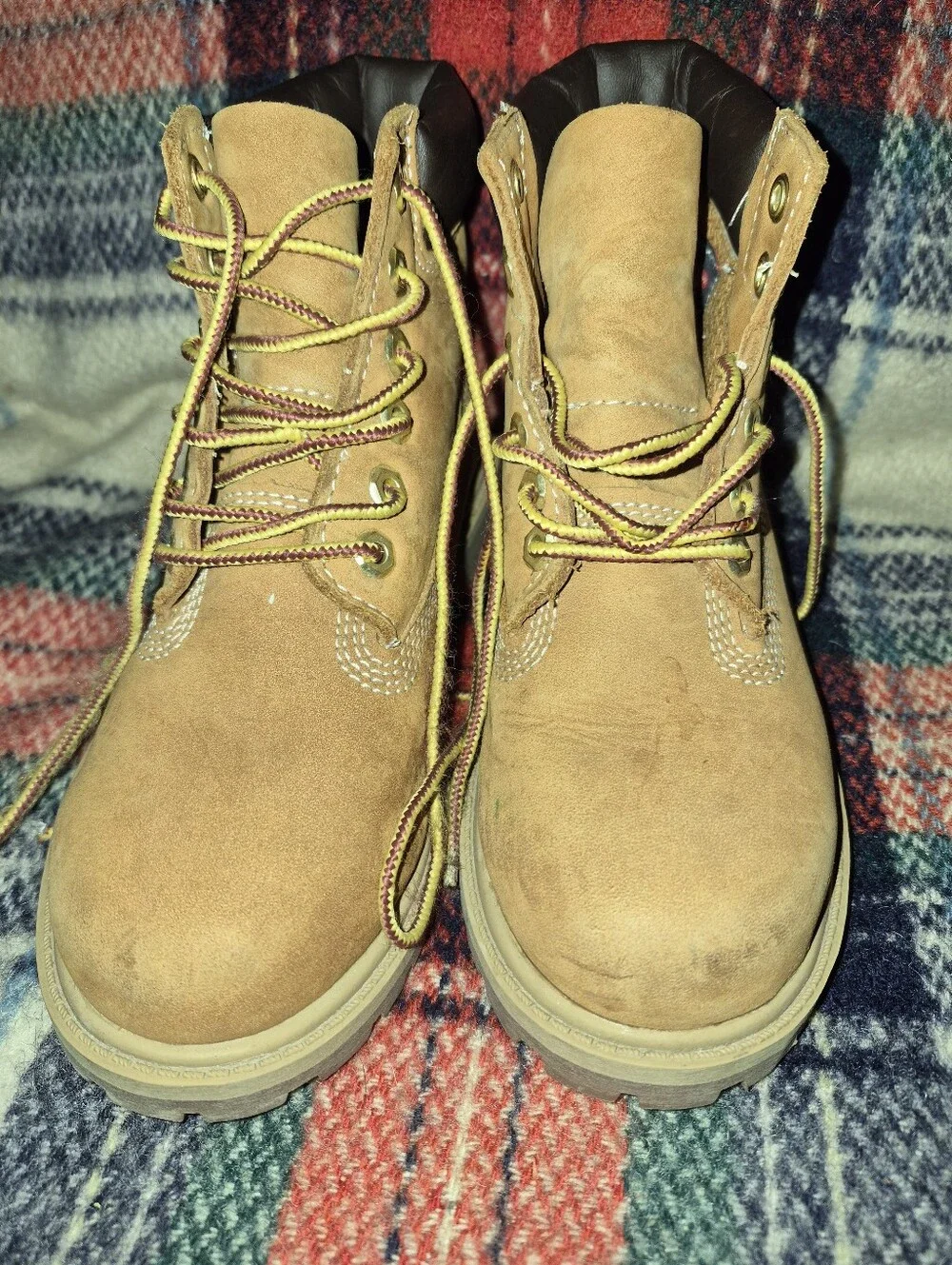 Classic Wheat Timberland Boots Size 13k Like New!!!